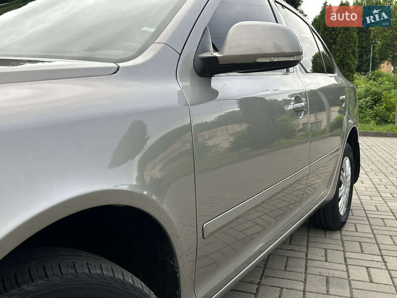 Ліфтбек Skoda Octavia 2012 в Прилуках
