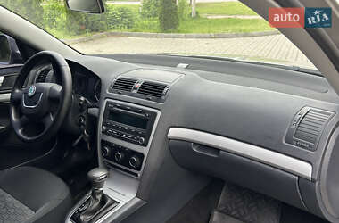 Лифтбек Skoda Octavia 2012 в 