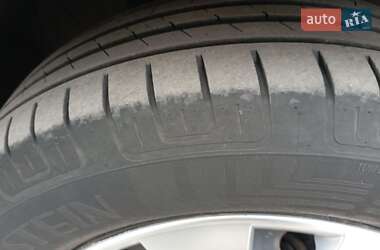 Лифтбек Skoda Octavia 2002 в 