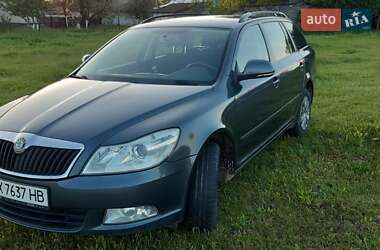 Универсал Skoda Octavia 2009 в Изяславе