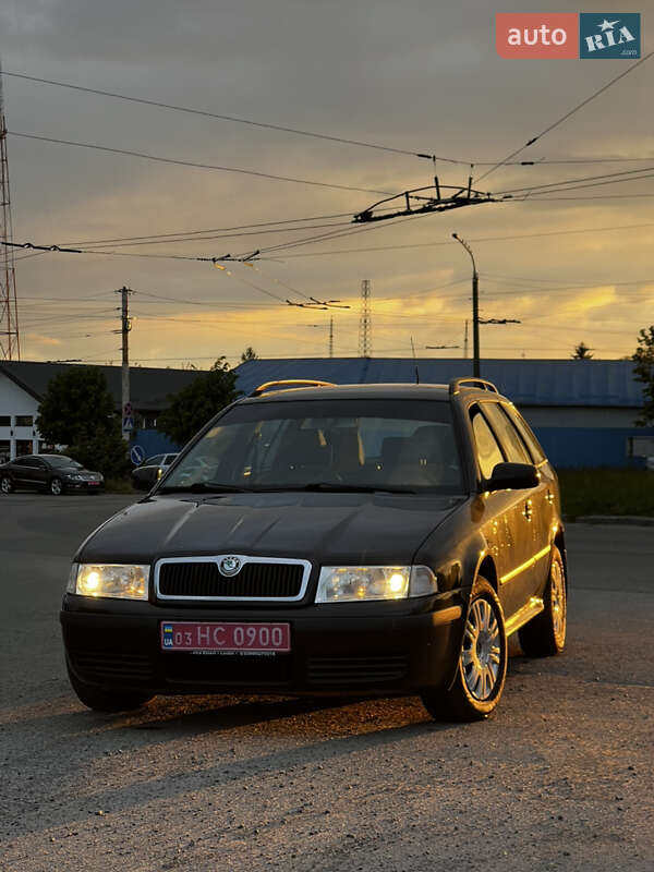 Універсал Skoda Octavia 2004 в Луцьку