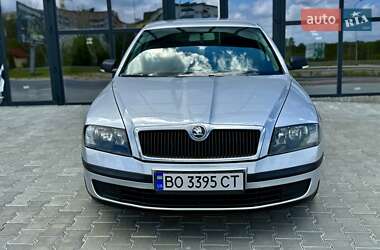 Лифтбек Skoda Octavia 2008 в 
