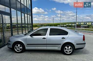 Лифтбек Skoda Octavia 2008 в 