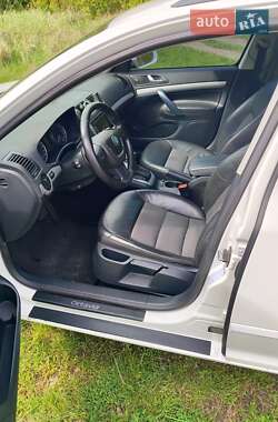 Універсал Skoda Octavia 2012 в 