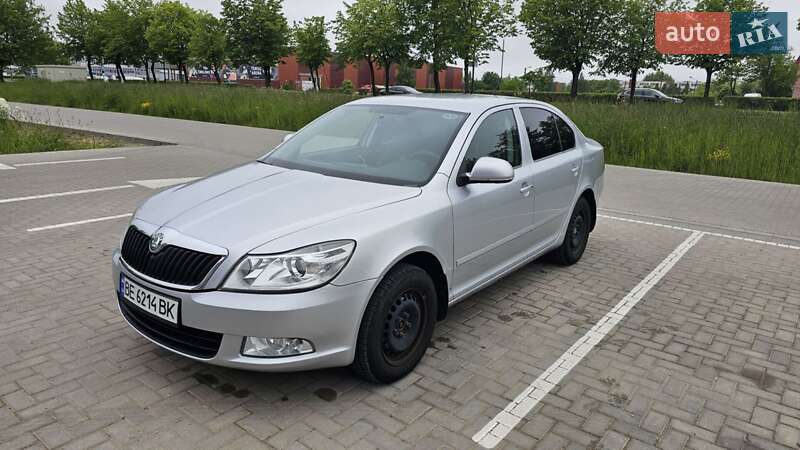 Лифтбек Skoda Octavia 2011 в 