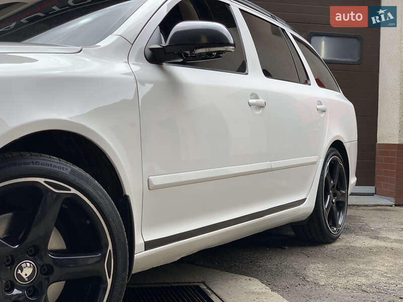 Універсал Skoda Octavia 2009 в Івано-Франківську