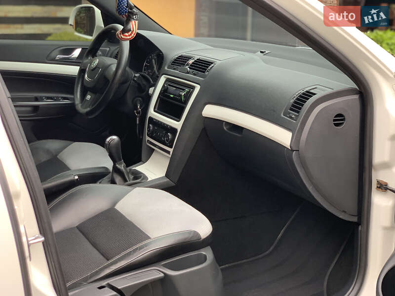 Універсал Skoda Octavia 2009 в Івано-Франківську