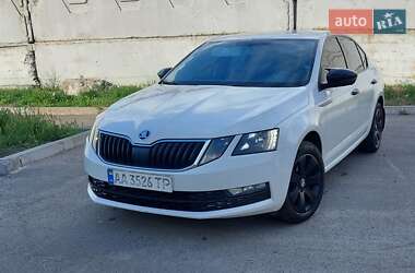 Лифтбек Skoda Octavia 2018 в Днепре