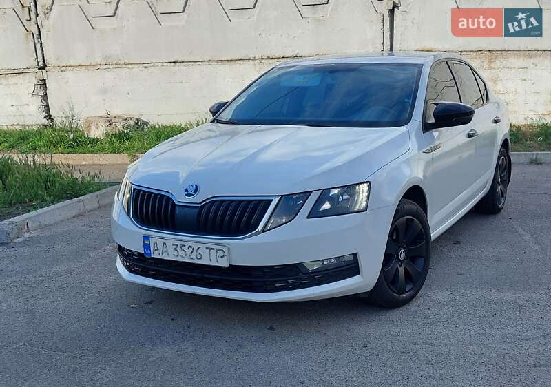 Лифтбек Skoda Octavia 2018 в 