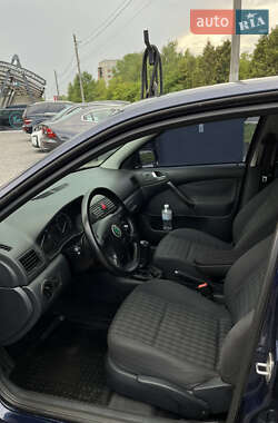 Ліфтбек Skoda Octavia 2005 в 