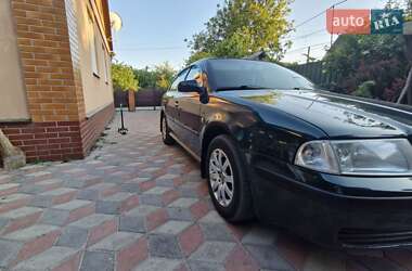 Лифтбек Skoda Octavia 2003 в Ахтырке