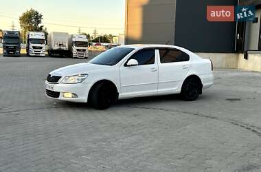 Лифтбек Skoda Octavia 2011 в 
