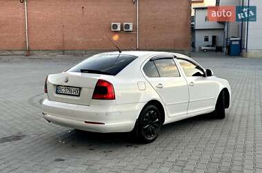 Лифтбек Skoda Octavia 2011 в 