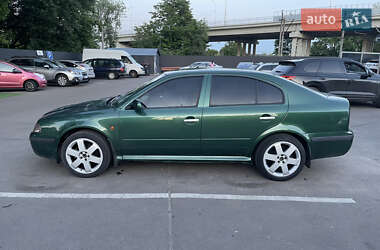 Лифтбек Skoda Octavia 1998 в 