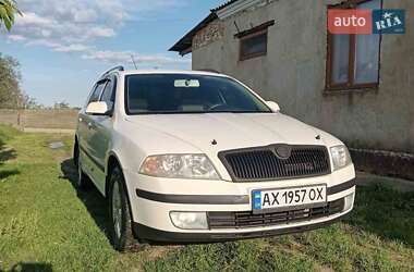 Универсал Skoda Octavia 2008 в Тростянце