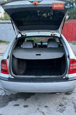Универсал Skoda Octavia 2000 в 