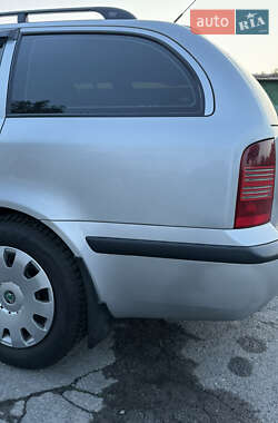 Универсал Skoda Octavia 2000 в 