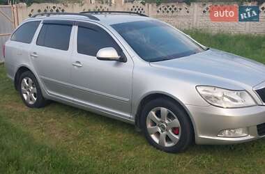 Универсал Skoda Octavia 2010 в 