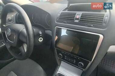 Универсал Skoda Octavia 2010 в 