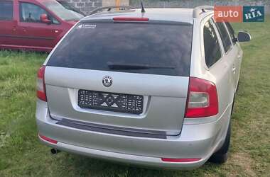 Универсал Skoda Octavia 2010 в 