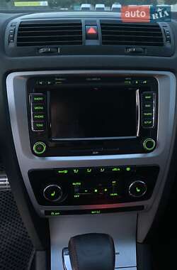 Универсал Skoda Octavia 2010 в 
