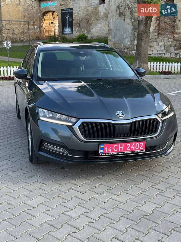 Універсал Skoda Octavia 2021 в Бережанах