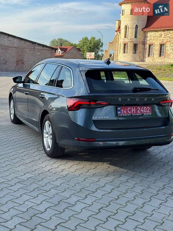Універсал Skoda Octavia 2021 в Бережанах