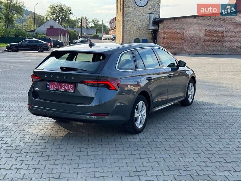Універсал Skoda Octavia 2021 в Бережанах