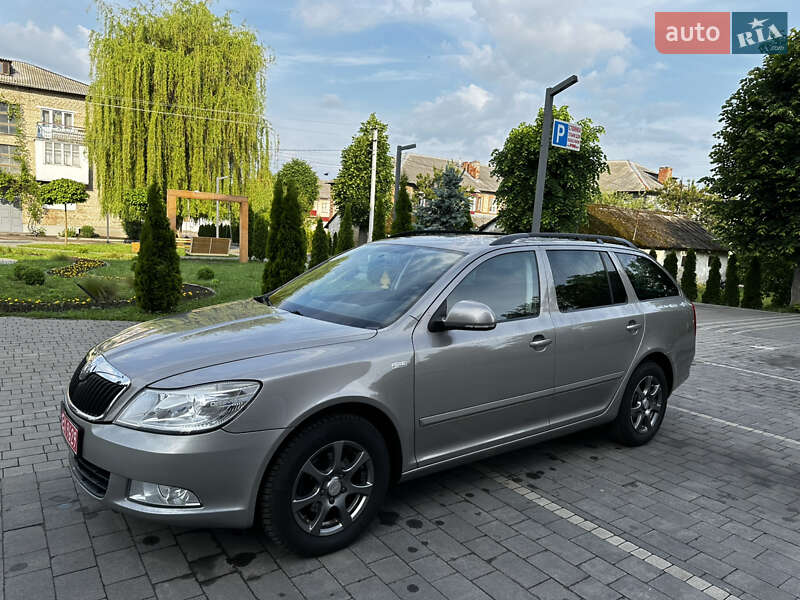 Универсал Skoda Octavia 2011 в Нововолынске