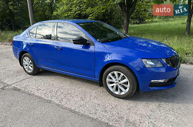 Лифтбек Skoda Octavia 2018 в 