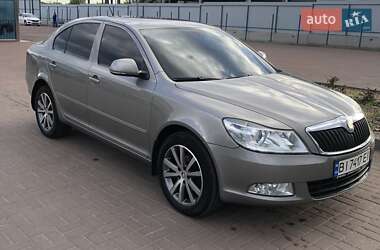 Лифтбек Skoda Octavia 2010 в Полтаве