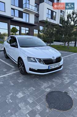 Ліфтбек Skoda Octavia 2017 в 