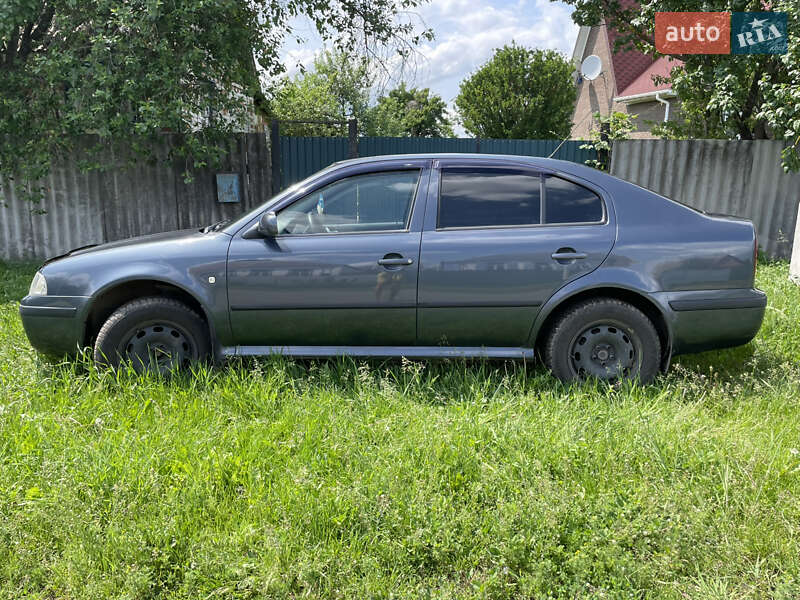 Лифтбек Skoda Octavia 2007 в Тростянце