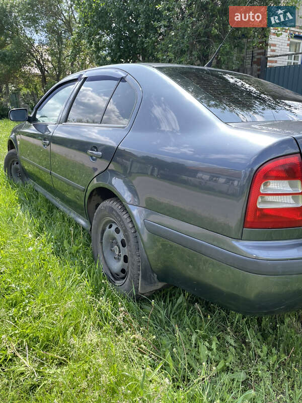 Лифтбек Skoda Octavia 2007 в Тростянце