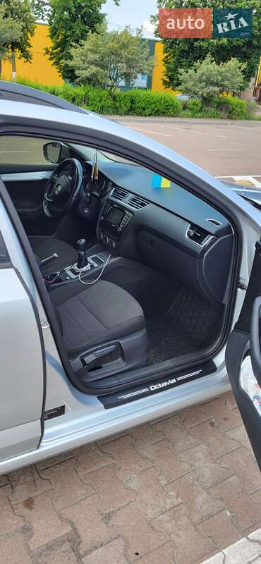Універсал Skoda Octavia 2015 в Житомирі
