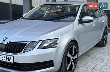 Универсал Skoda Octavia 2017 в 