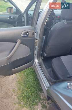 Лифтбек Skoda Octavia 2001 в 
