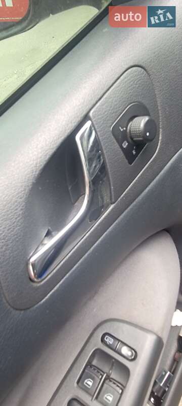 Универсал Skoda Octavia 2004 в Киеве