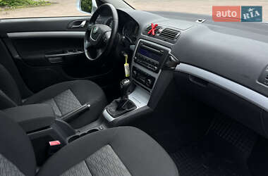 Универсал Skoda Octavia 2011 в 