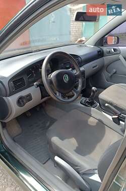 Лифтбек Skoda Octavia 2001 в 