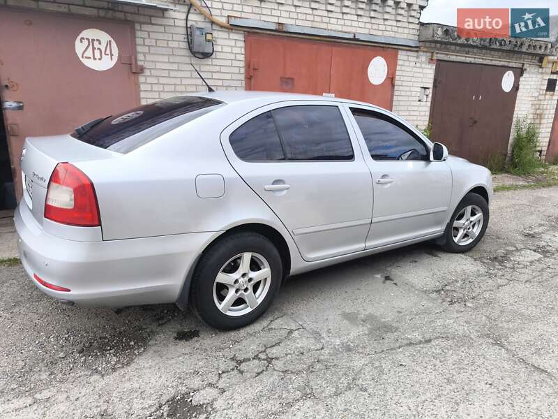 Ліфтбек Skoda Octavia 2009 в Києві фото 9 Ліфтбек Skoda Octavia 2009 в Києві