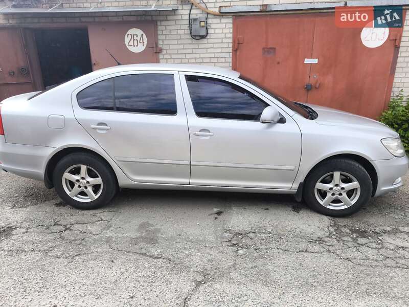 Ліфтбек Skoda Octavia 2009 в Києві фото 23 Ліфтбек Skoda Octavia 2009 в Києві
