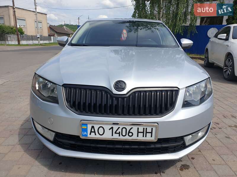 Лифтбек Skoda Octavia 2015 в Мукачево