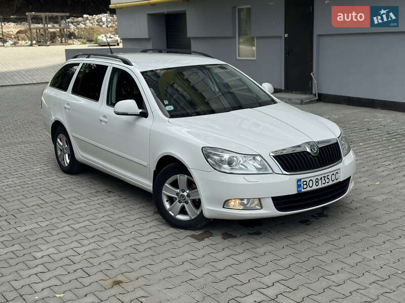 Универсал Skoda Octavia 2011 в 