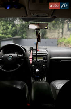 Лифтбек Skoda Octavia 2008 в 