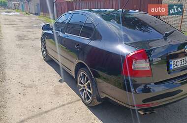 Лифтбек Skoda Octavia 2012 в 