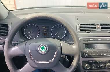 Лифтбек Skoda Octavia 2012 в 