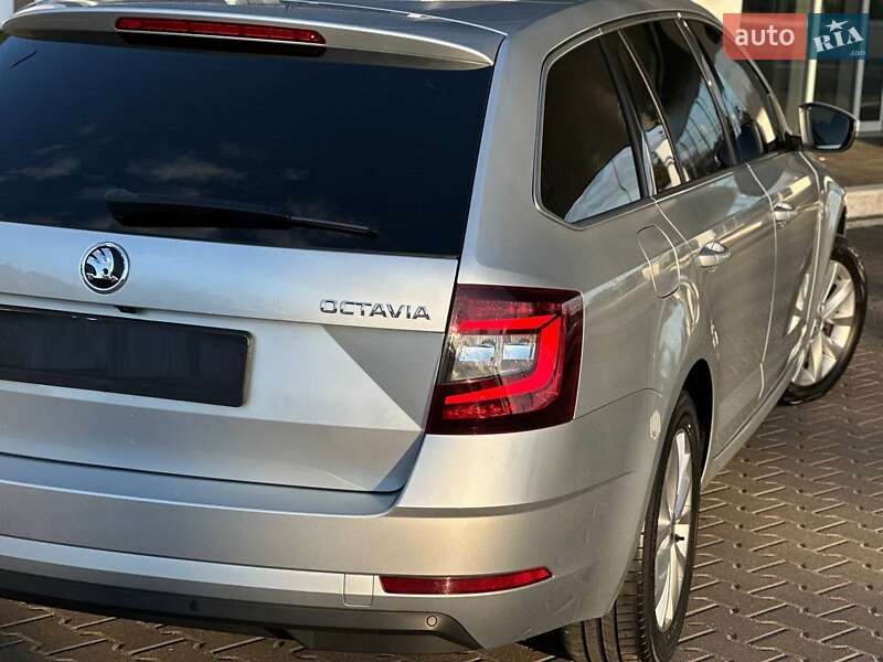 Универсал Skoda Octavia 2019 в Луцке