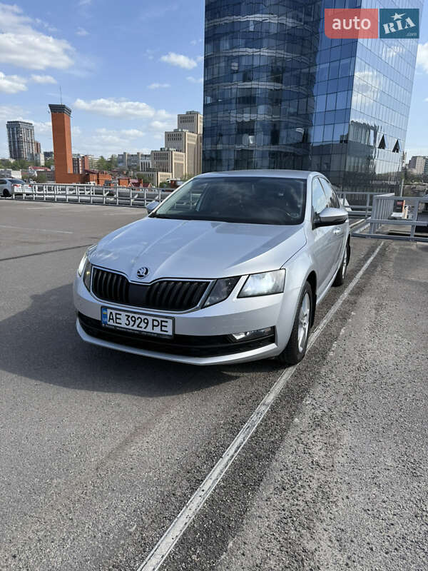 Ліфтбек Skoda Octavia 2017 в Дніпрі