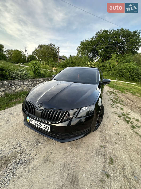 Лифтбек Skoda Octavia 2017 в Теребовле